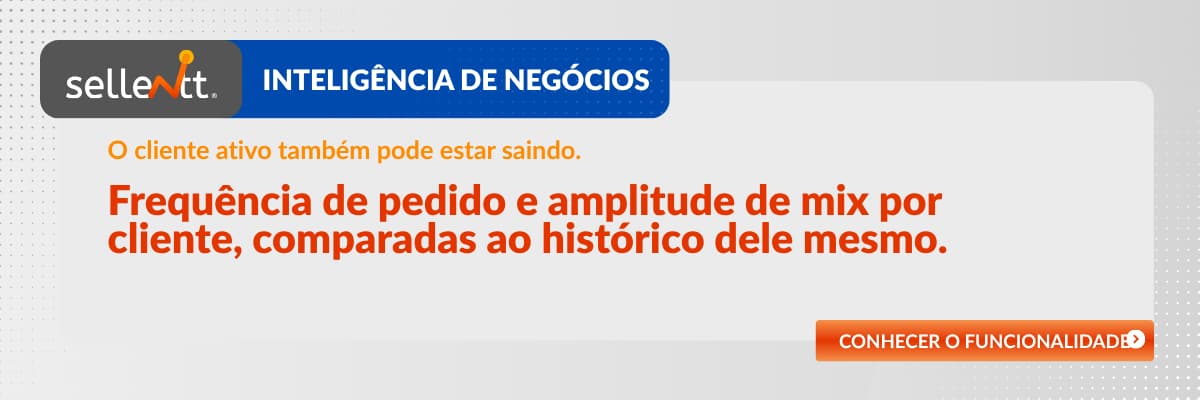 Gestor da indústria analisando ciclo de recompra e frequência de pedido por cliente no painel de indicadores da Sellett